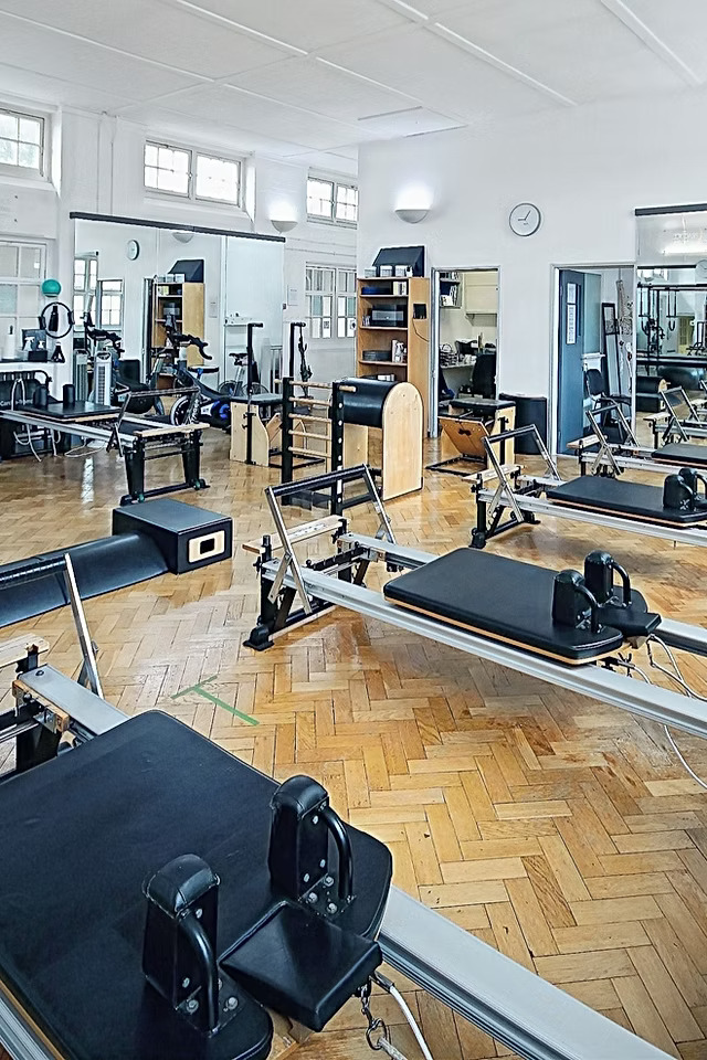 35c47e_3c5e5d84cf8e404a86fc19a3dc7305dd~mv2 (1)